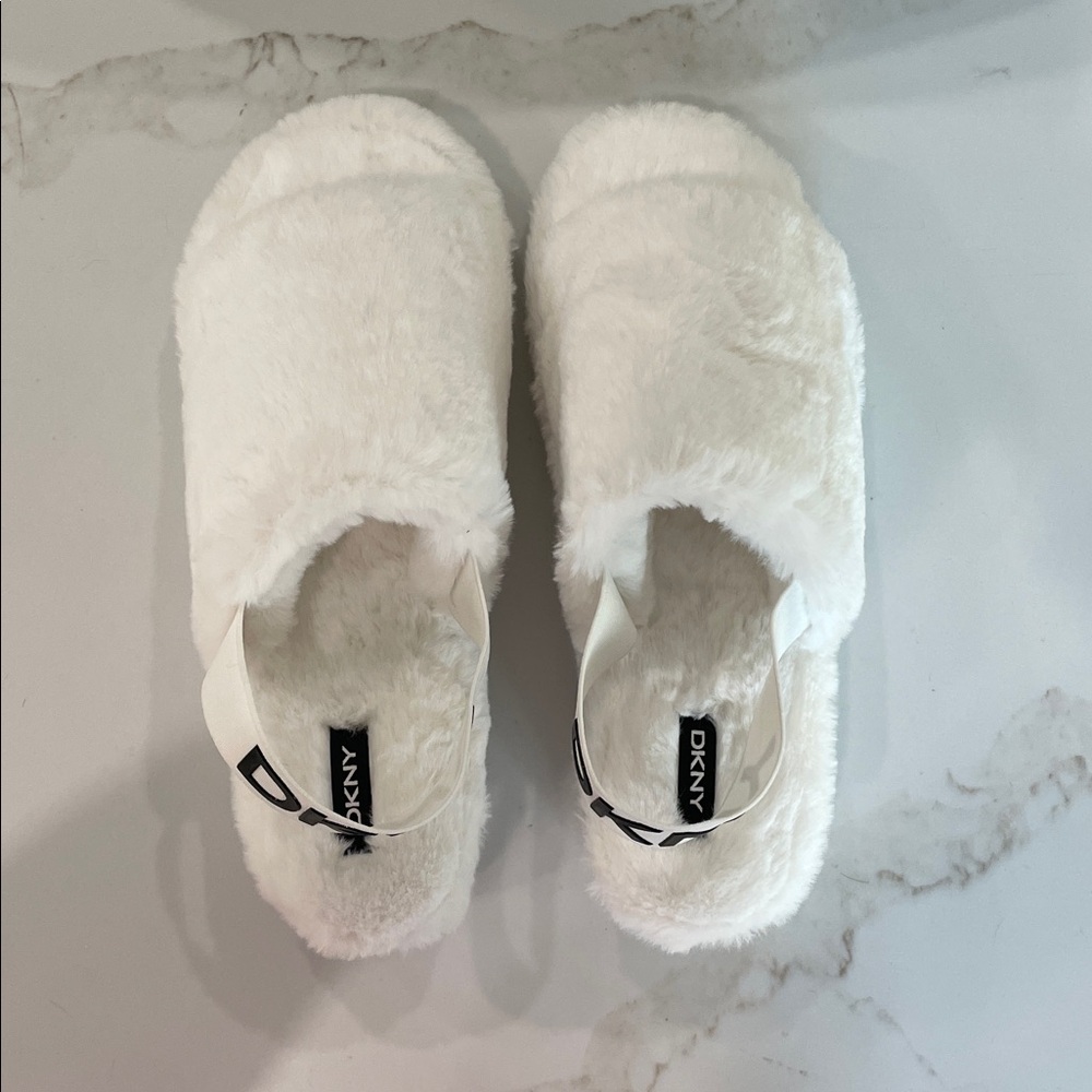 DKNY slippers - Picture 2 of 10